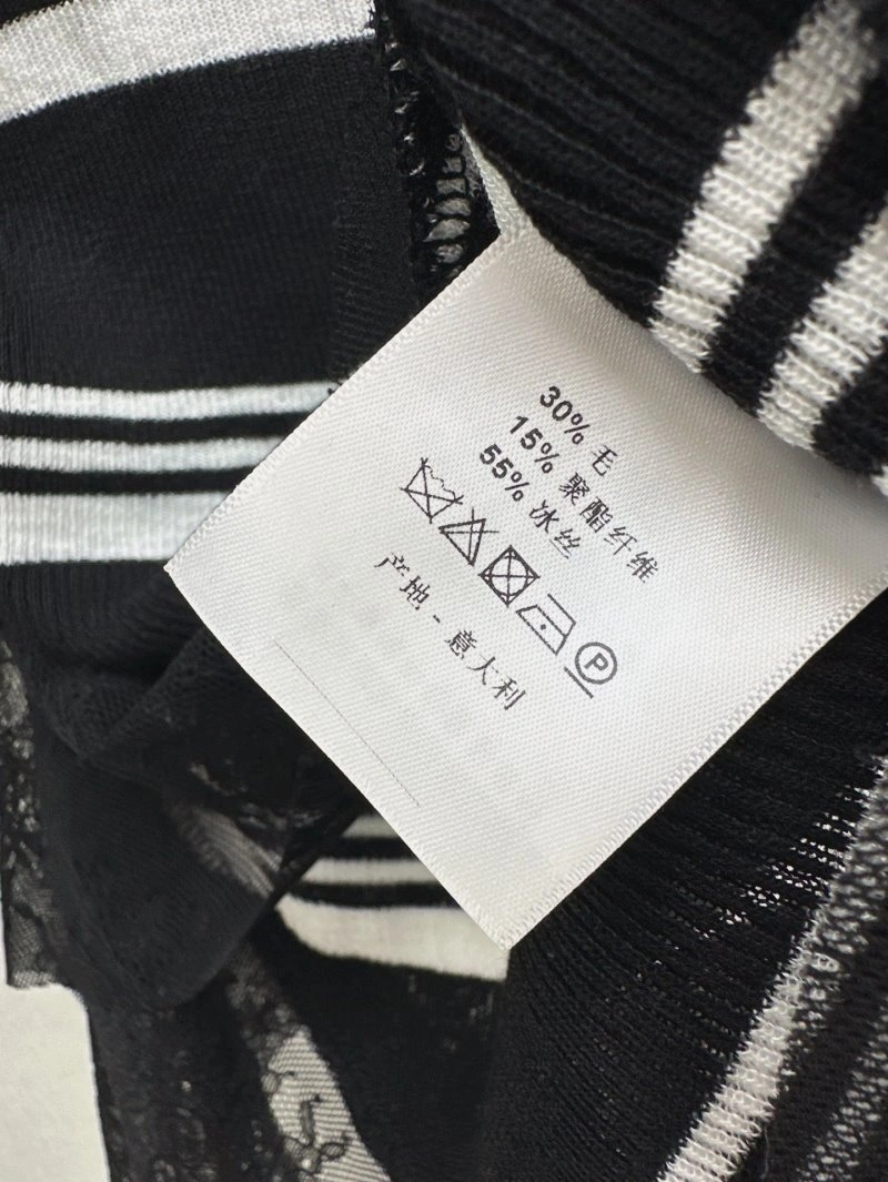Unisex Miu Miu T-Shirts 148499