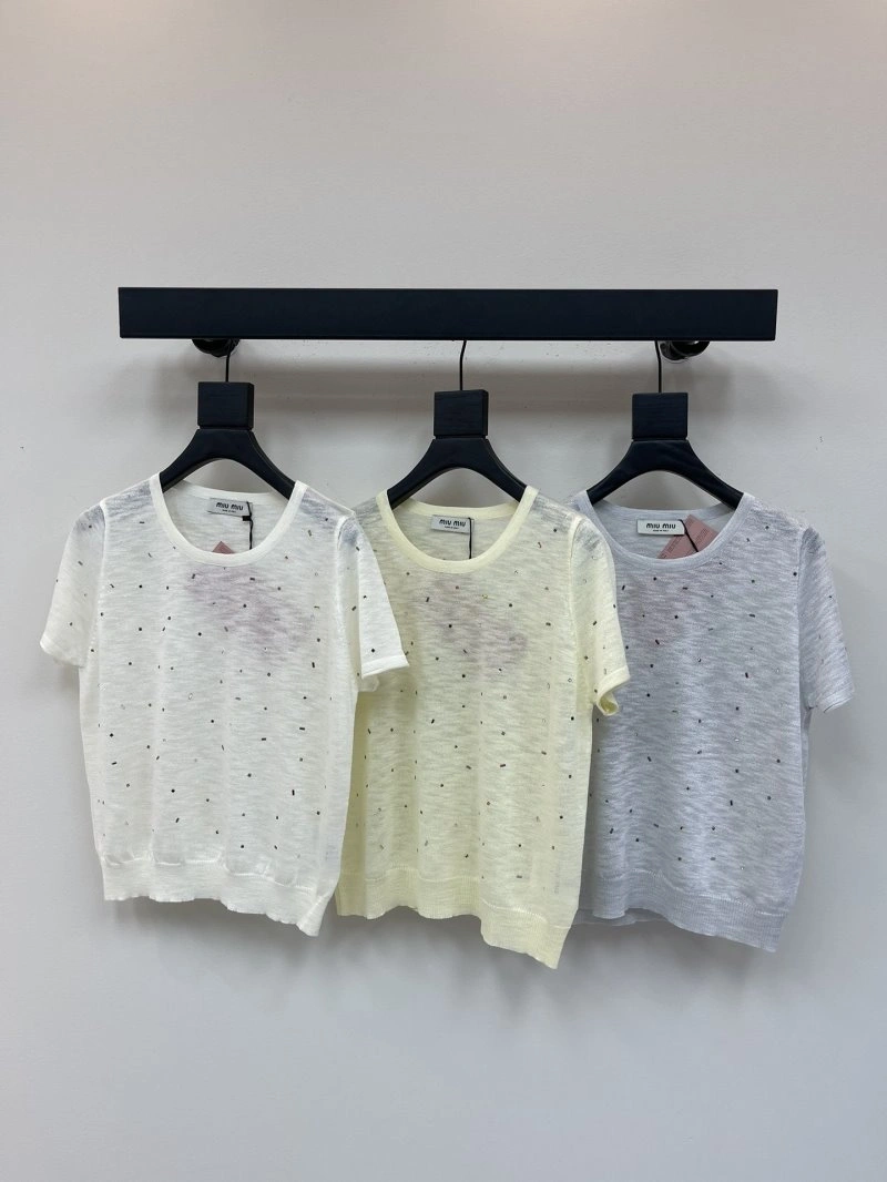 Miu Miu T-Shirts Sophisticated 148507