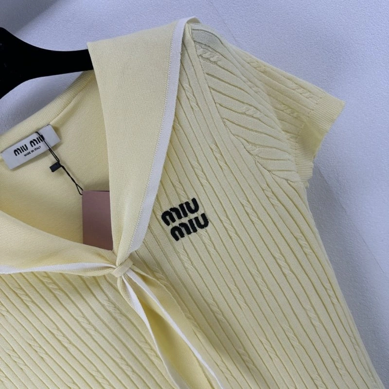 Miu Miu T-Shirts UrbanChic 148482