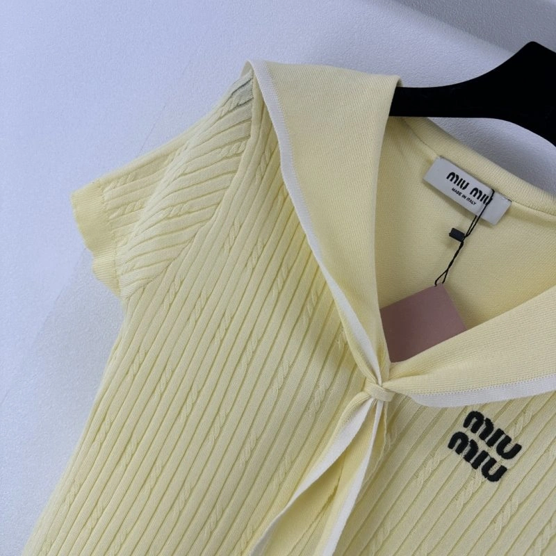 Miu Miu T-Shirts UrbanChic 148482