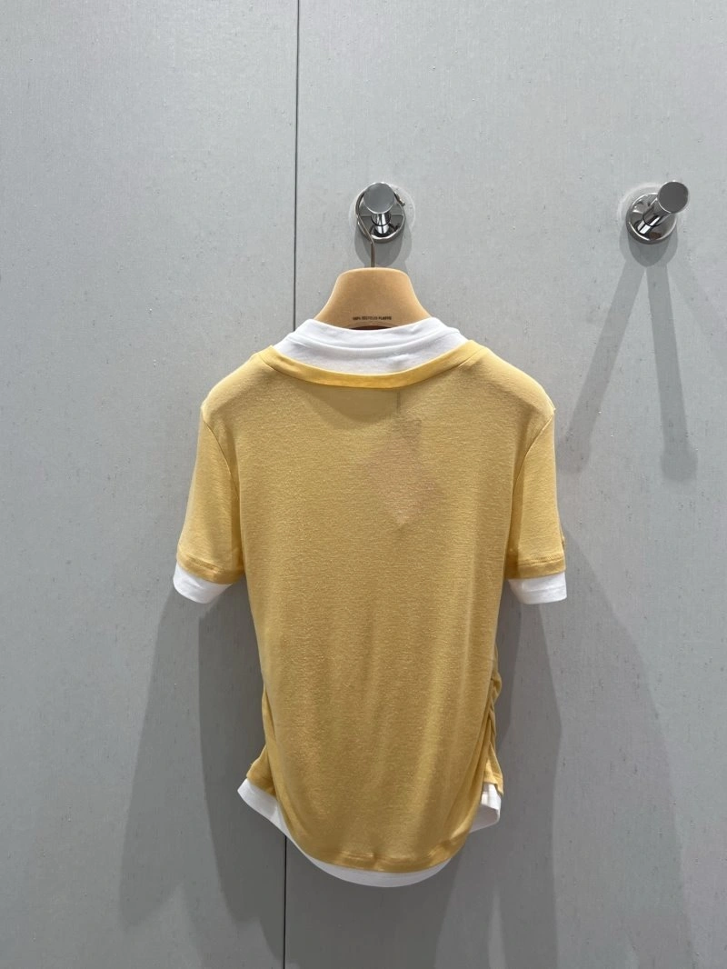 Miu Miu T-Shirts Minimalist 148468