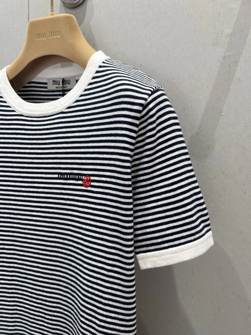 Miu Miu T-Shirts FreshLook 148444