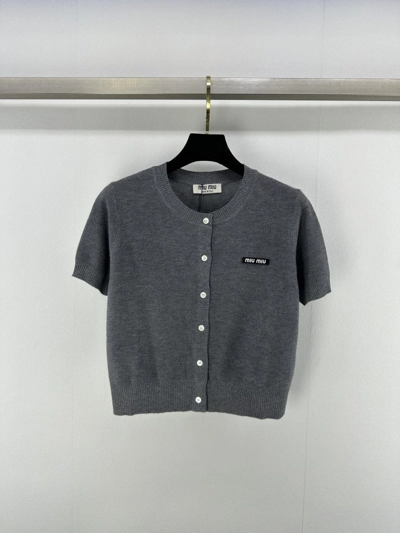 Miu Miu T-Shirts Fashionable 148441