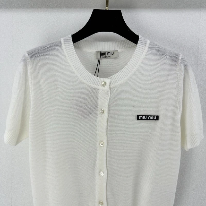 Miu Miu T-Shirts Minimalist 148439