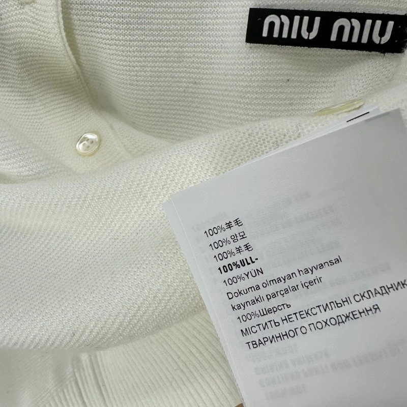 Miu Miu T-Shirts Minimalist 148439