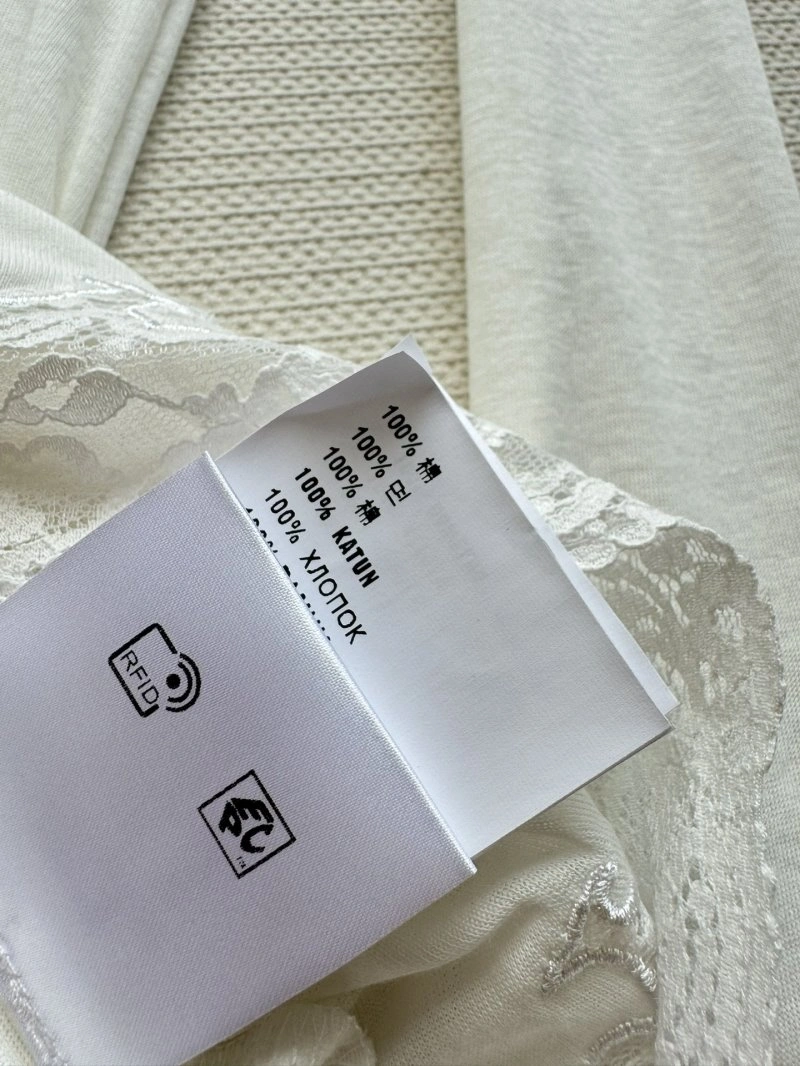 Miu Miu T-Shirts Refined 148437