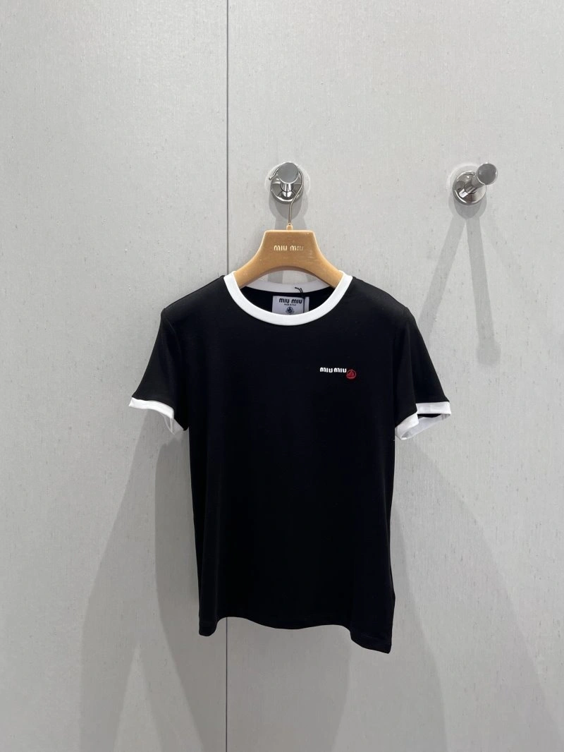 Miu Miu T-Shirts Sustainable 148429