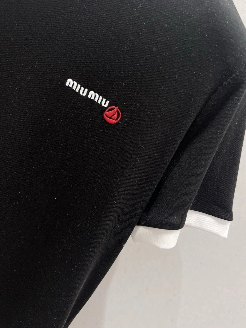 Miu Miu T-Shirts Sustainable 148429