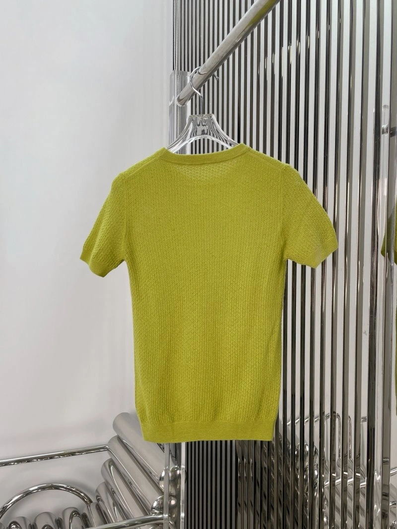 Miu Miu T-Shirts Versatile 148422