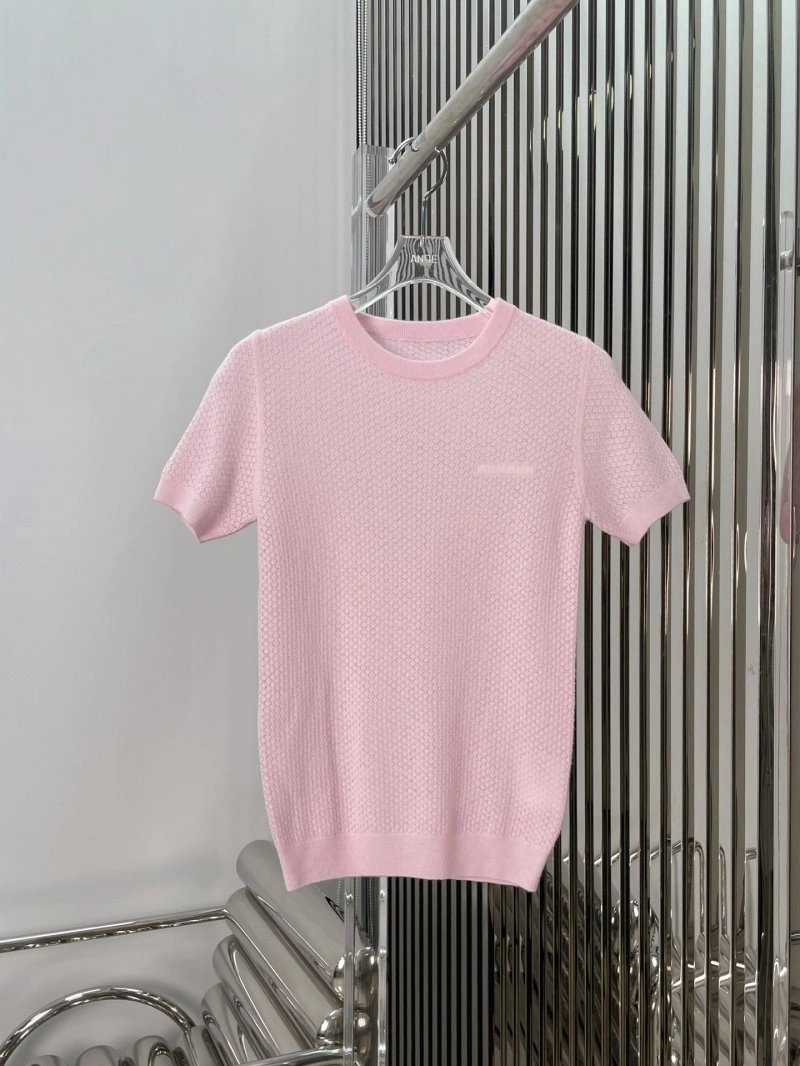 Miu Miu T-Shirts Versatile 148422