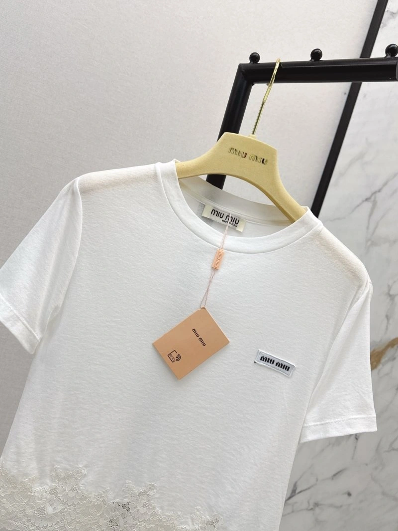 Miu Miu T-Shirts Breathable 148419