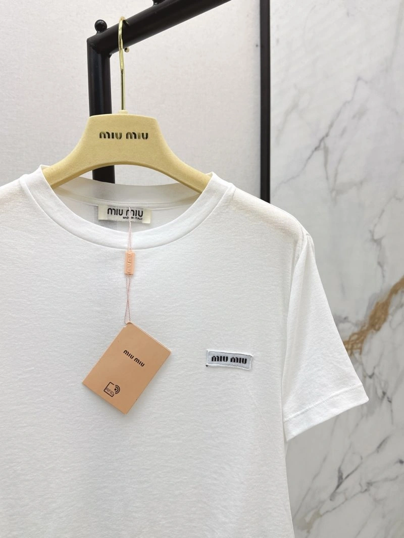 Miu Miu T-Shirts Breathable 148419