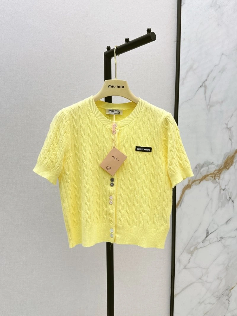 Miu Miu T-Shirts Efficient 148411