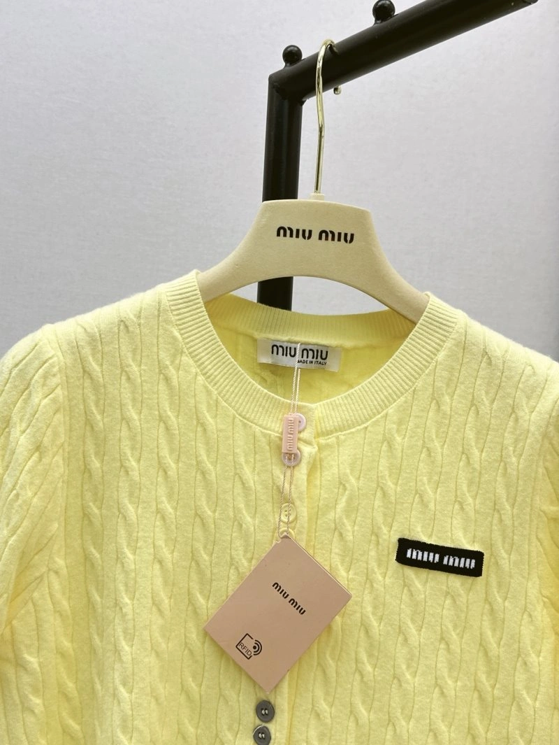 Miu Miu T-Shirts Efficient 148411