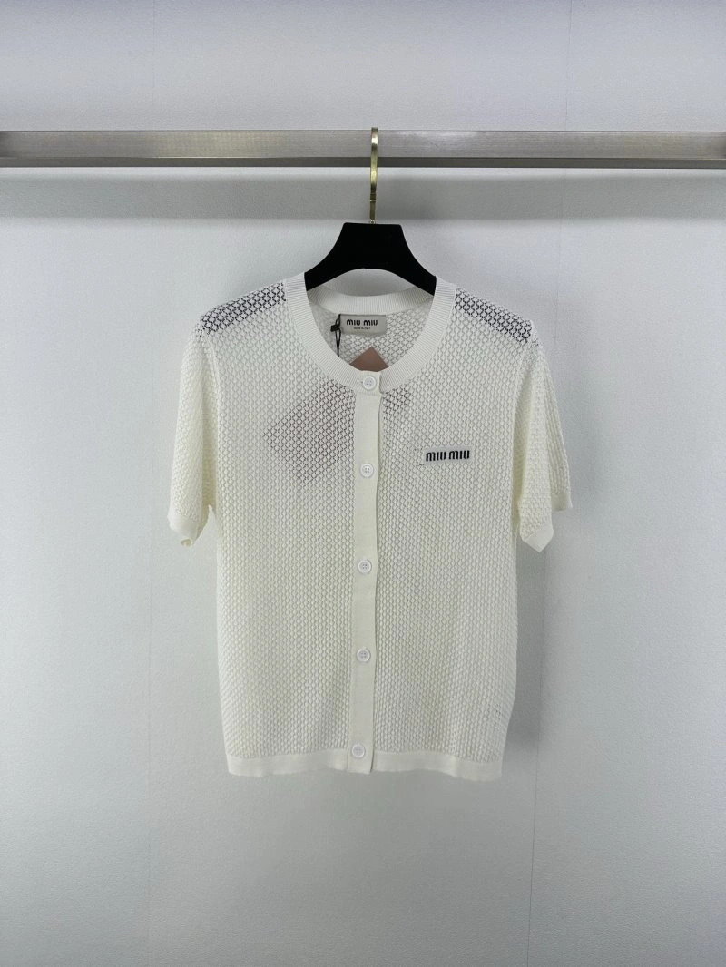 Miu Miu T-Shirts Trendsetting 148402