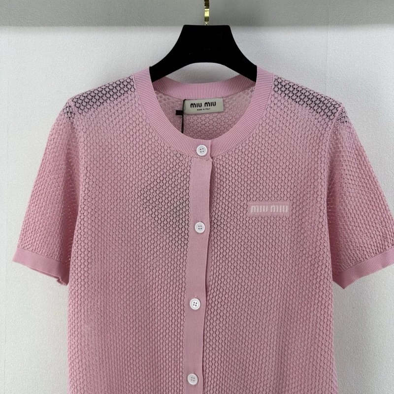 Miu Miu T-Shirts Lightweight 148407
