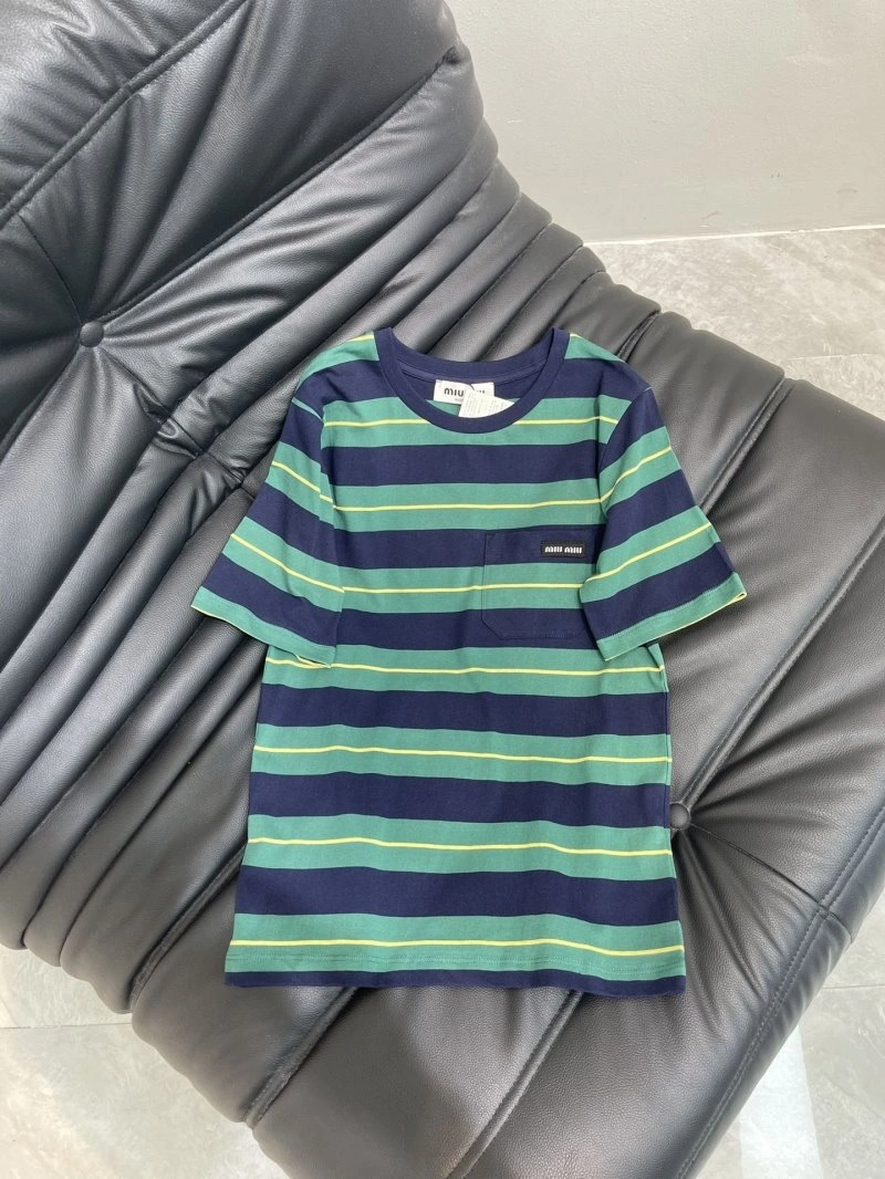 Miu Miu T-Shirts Resilient 148396