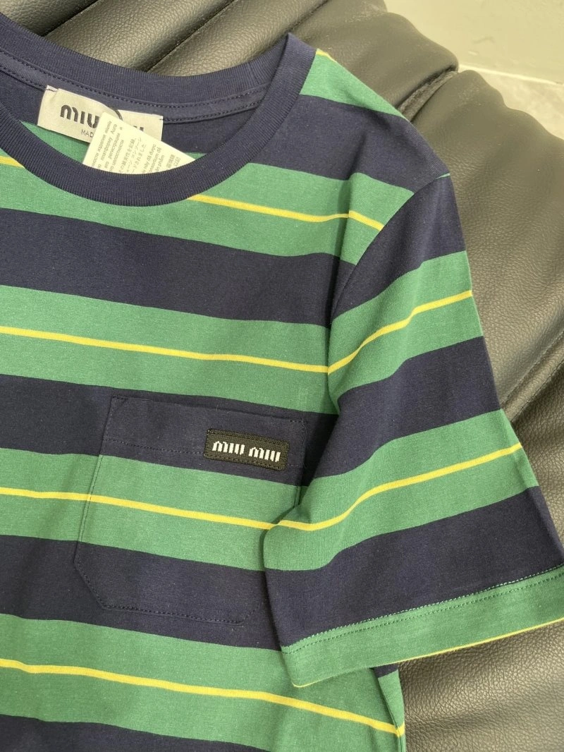 Miu Miu T-Shirts Resilient 148396