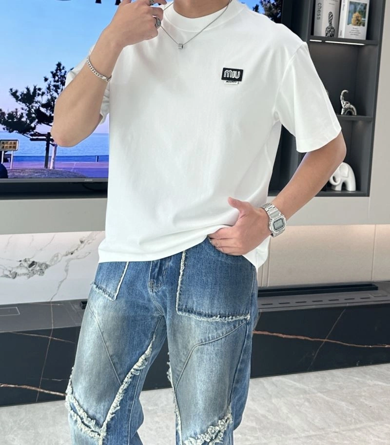 Sporty Miu Miu T-Shirts 160239