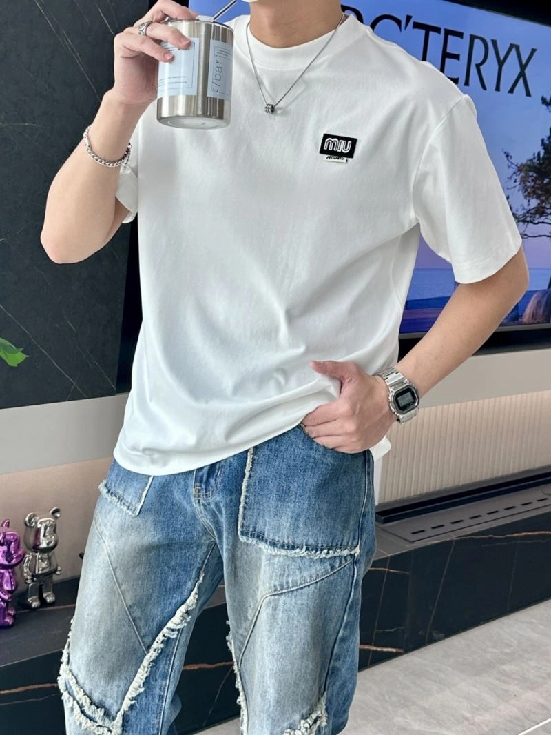 Sporty Miu Miu T-Shirts 160239