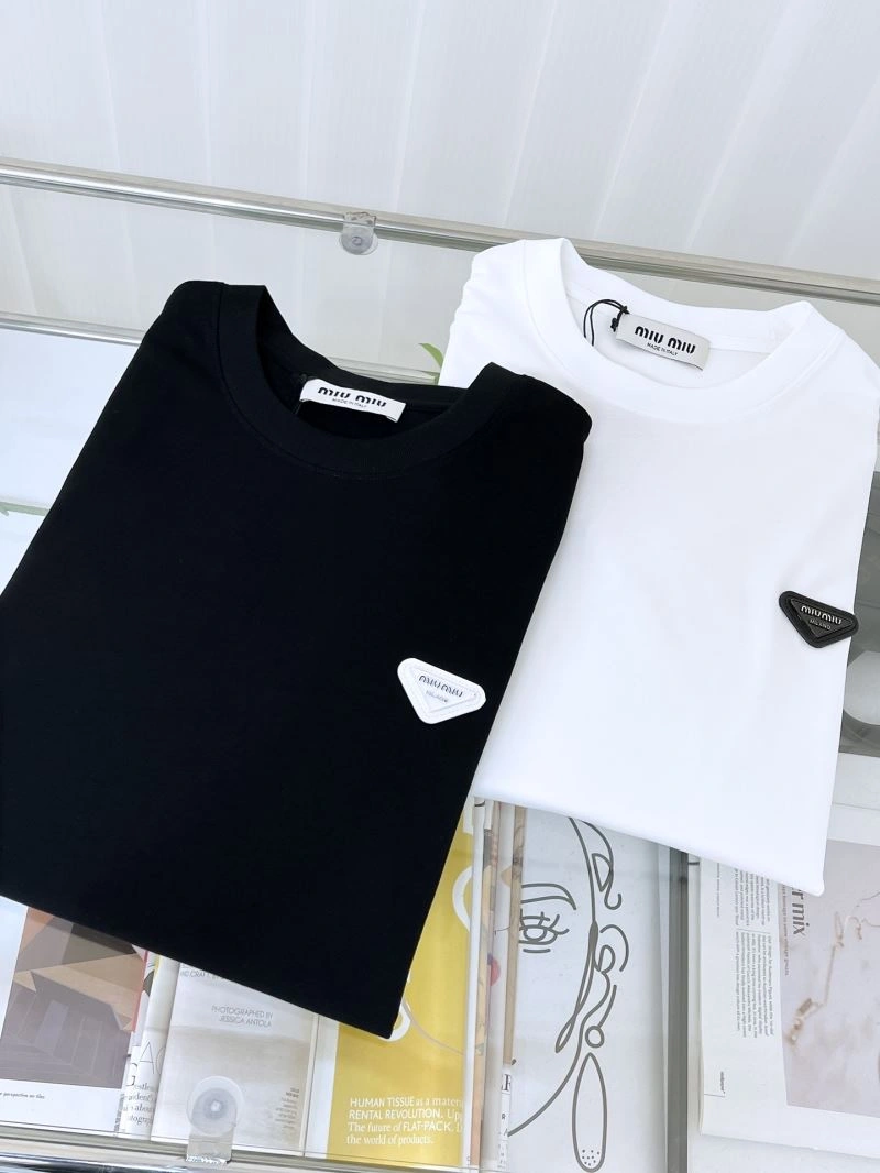 Miu Miu T-Shirts Compact 160167