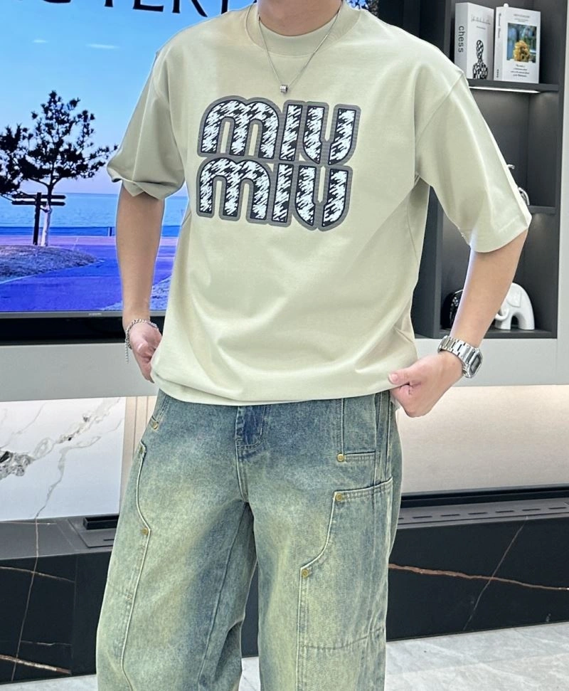 Miu Miu T-Shirts Sustainable 160165