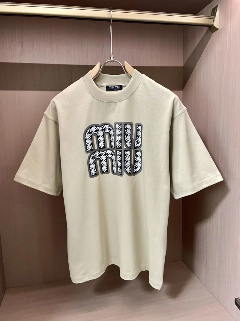 Miu Miu T-Shirts Sustainable 160165