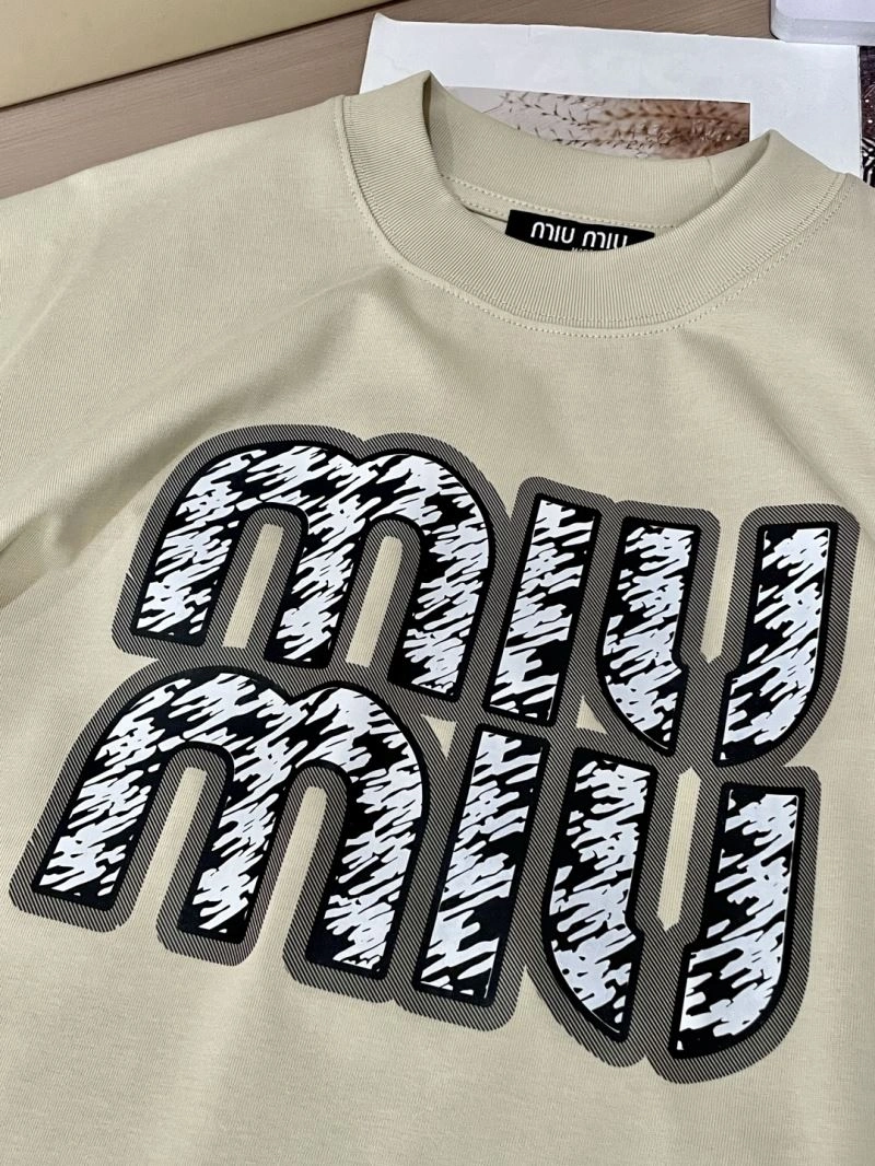 Miu Miu T-Shirts Sustainable 160165