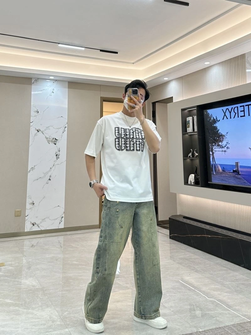 Trendy Miu Miu T-Shirts 160170