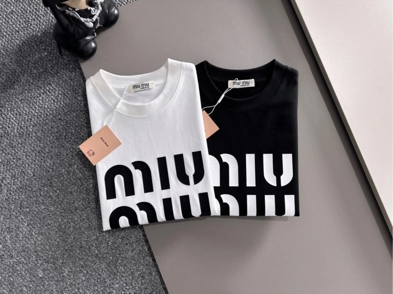 Miu Miu T-Shirts QuickDry 160166