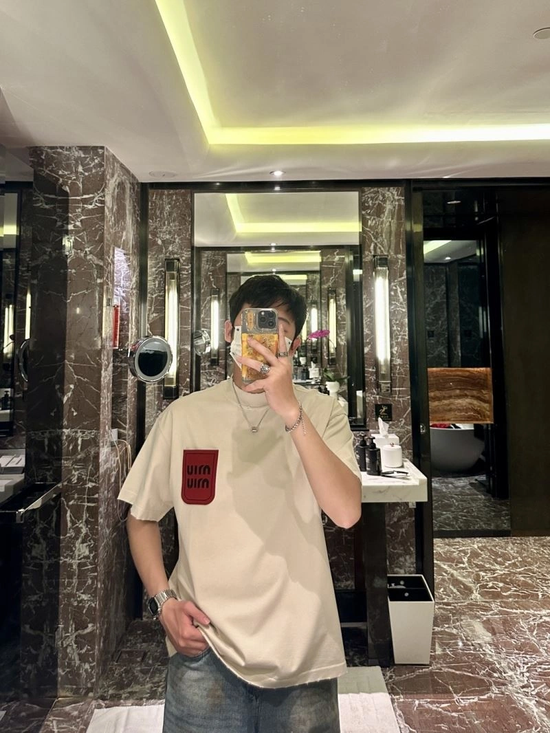 Efficient Miu Miu T-Shirts 160157