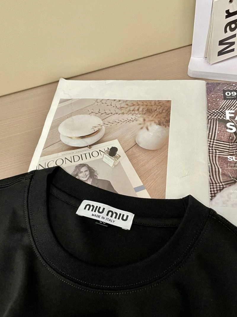 Miu Miu T-Shirts Popular 160156