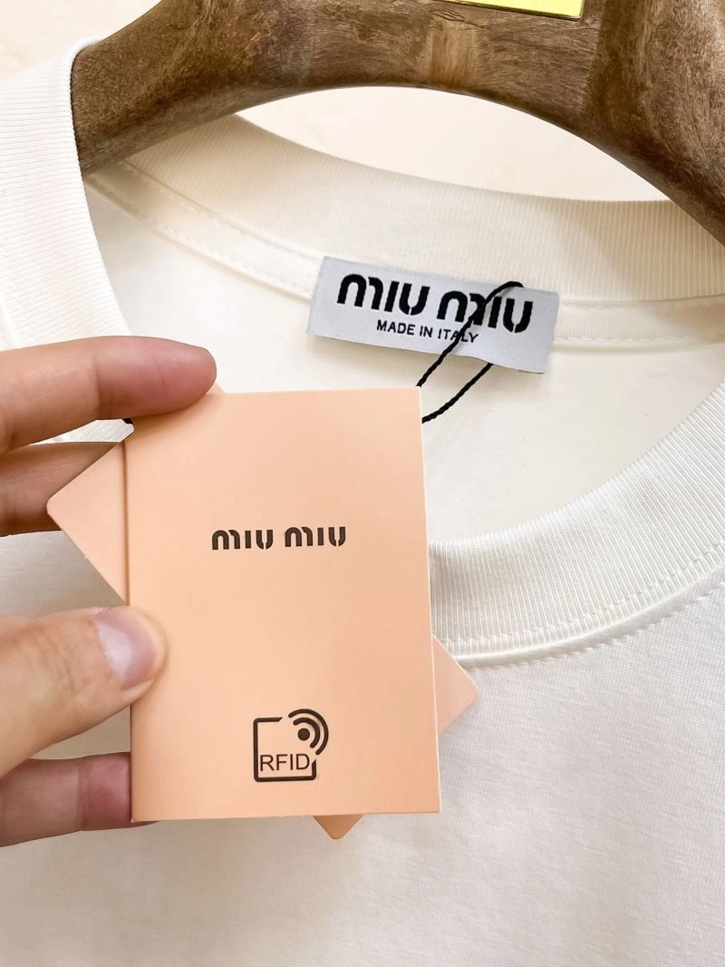 Sporty Miu Miu T-Shirts 160153