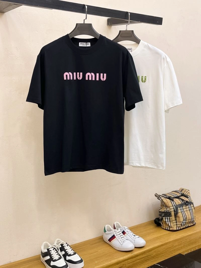 Sporty Miu Miu T-Shirts 160153
