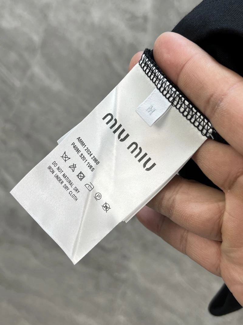 Miu Miu T-Shirts Modern 160147