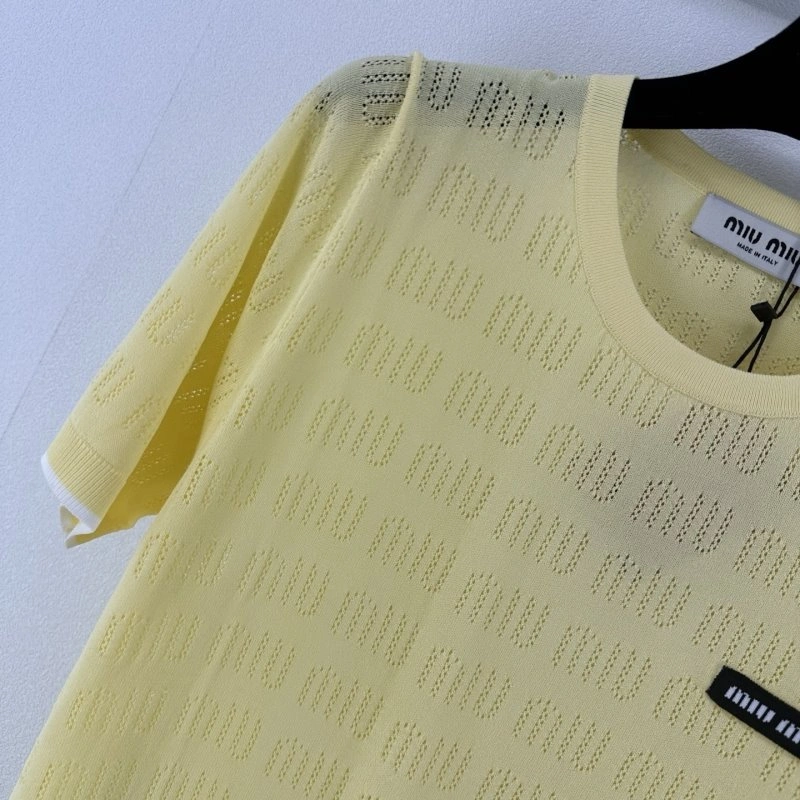 Miu Miu T-Shirts Stretchable 154430