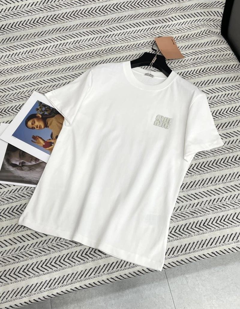 Miu Miu T-Shirts Comfortable 154441