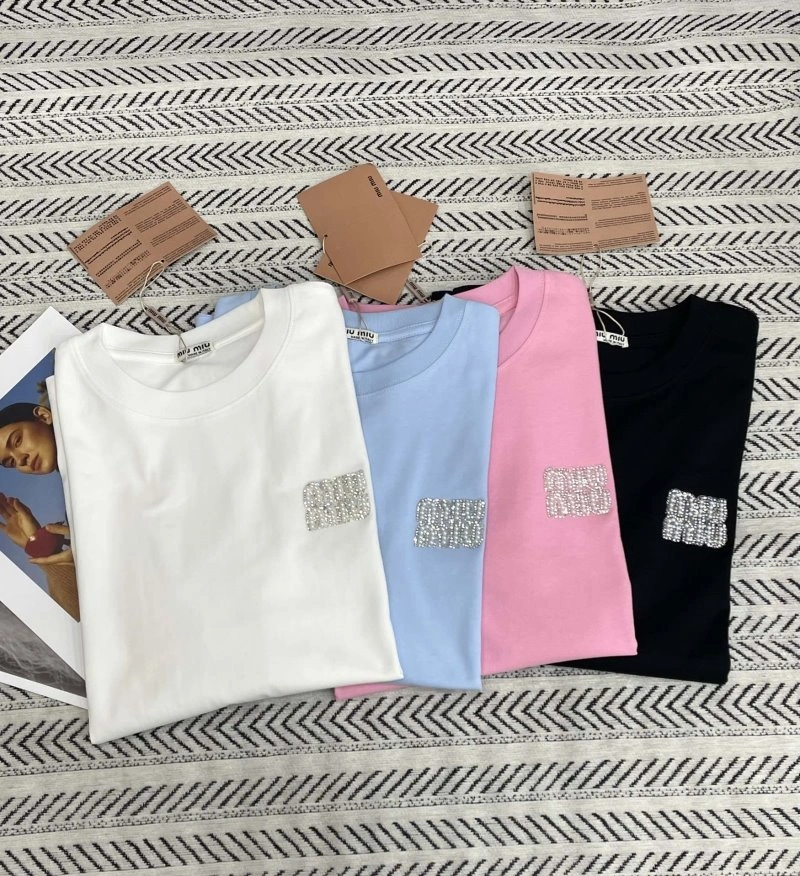 Miu Miu T-Shirts Comfortable 154441