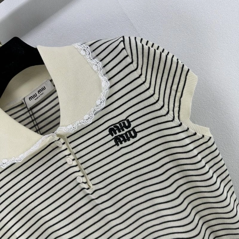 Breathable Miu Miu T-Shirts 154437