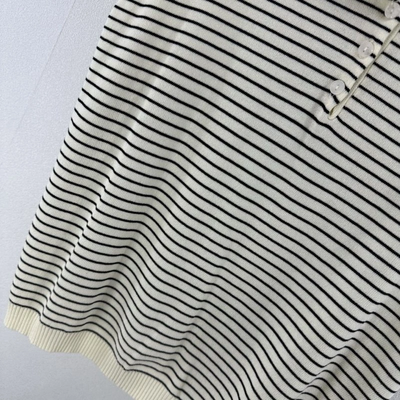 Breathable Miu Miu T-Shirts 154437