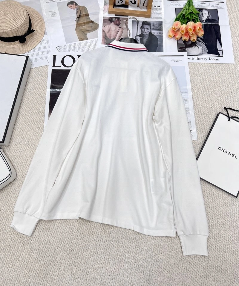 Miu Miu T-Shirts Minimalist 154410