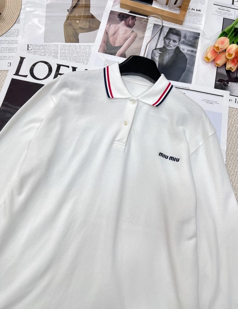 Miu Miu T-Shirts Minimalist 154410