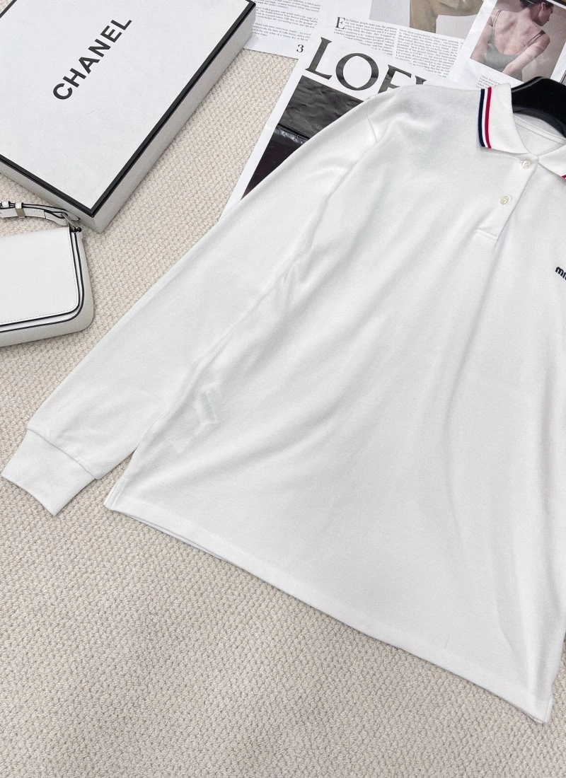 Miu Miu T-Shirts Minimalist 154410