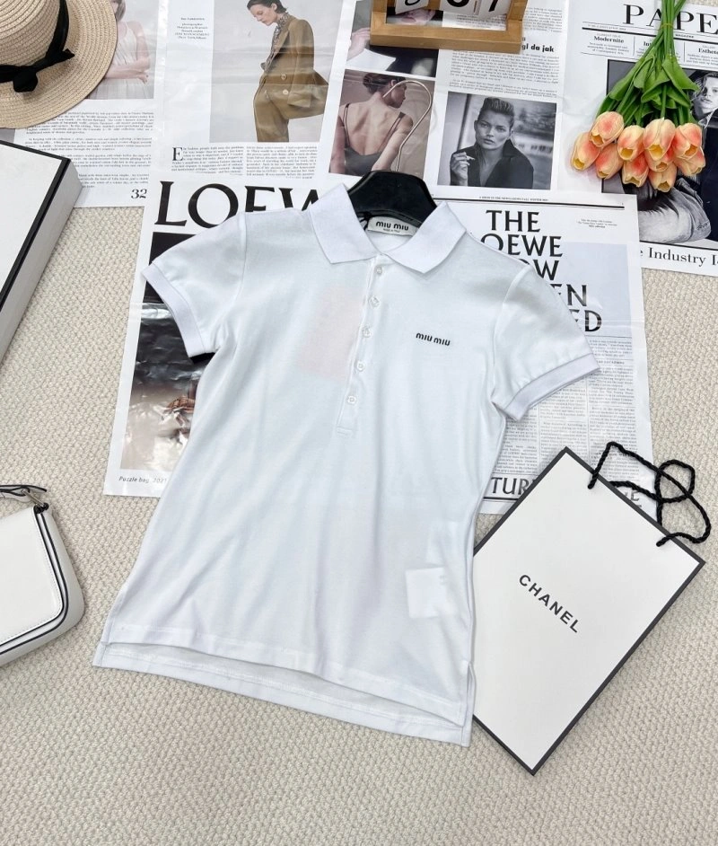 Miu Miu T-Shirts Minimalist 154417