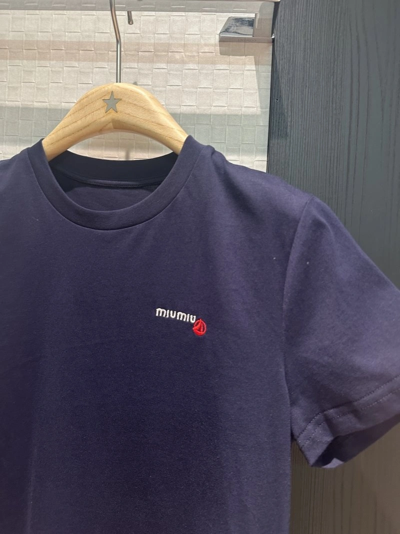 Miu Miu T-Shirts Minimalist 154408