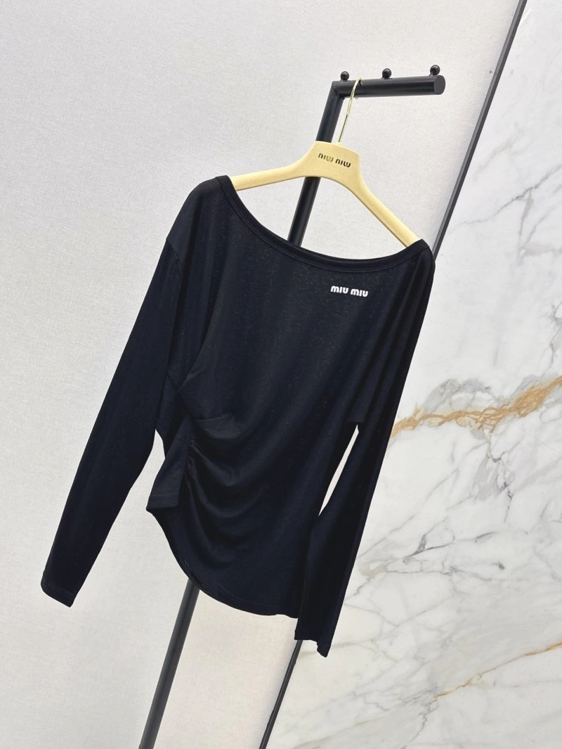 Miu Miu T-Shirts Seasonal 154400