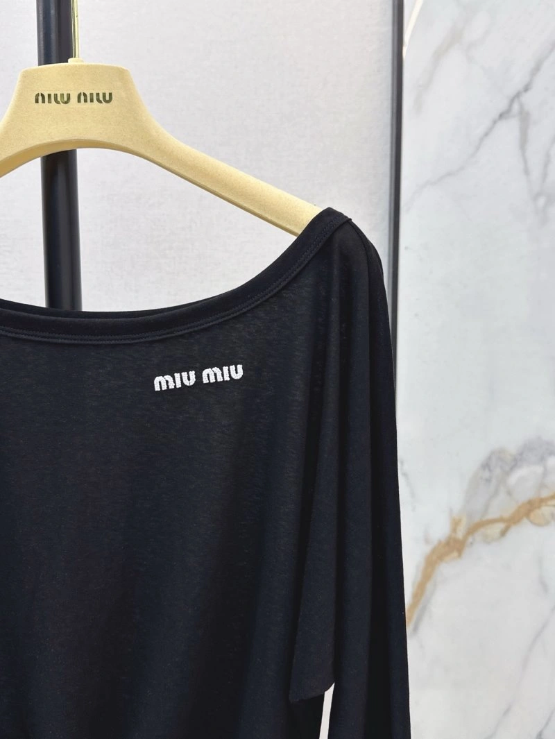 Miu Miu T-Shirts Seasonal 154400