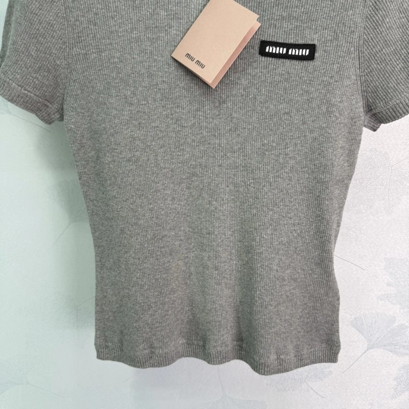 Miu Miu T-Shirts Comfortable 154418