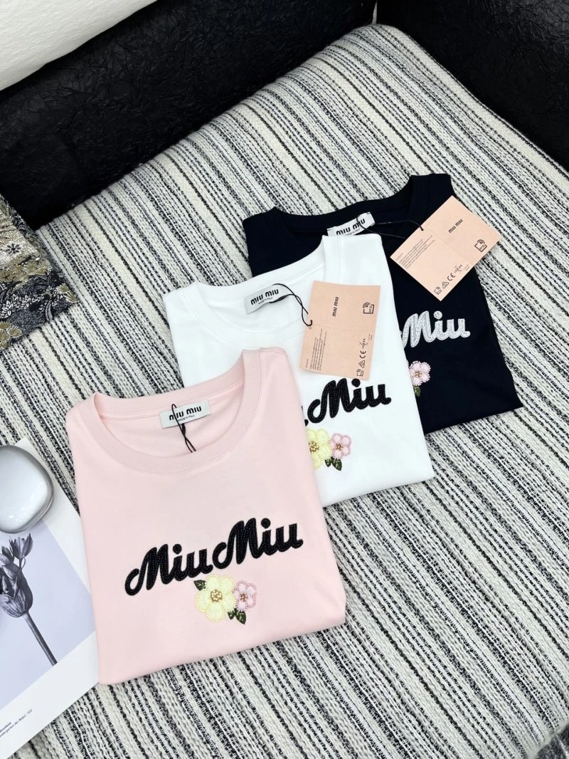 Miu Miu T-Shirts Timeless 154398