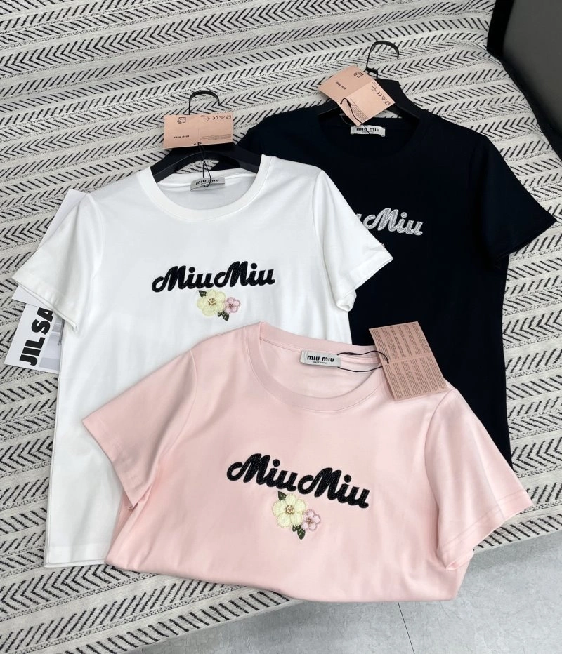 Miu Miu T-Shirts Timeless 154397